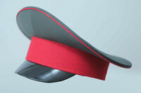 Общевойсковая красная фуражка