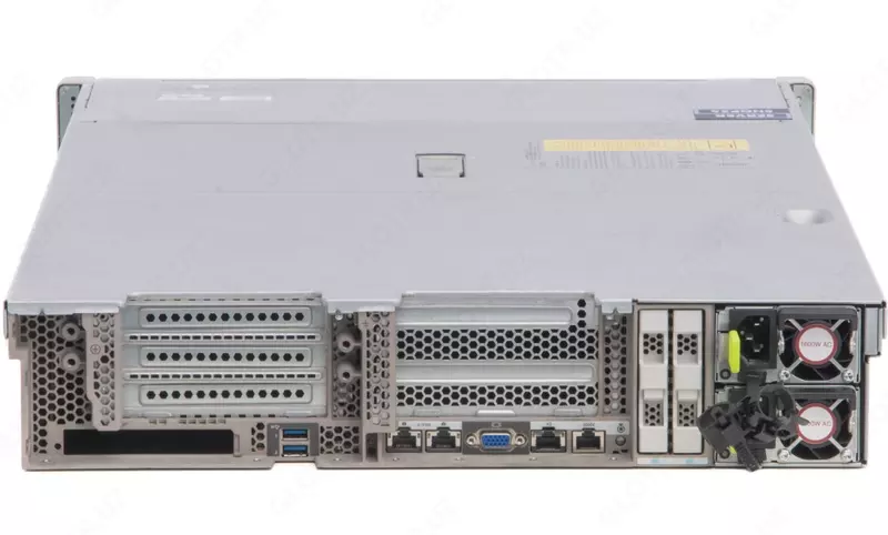   Сервер CISCO UCS C240 M5 12 LFF