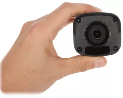   UNV IPC2124LB-SF28-A video kuzatuv kamerasi 2560×1440