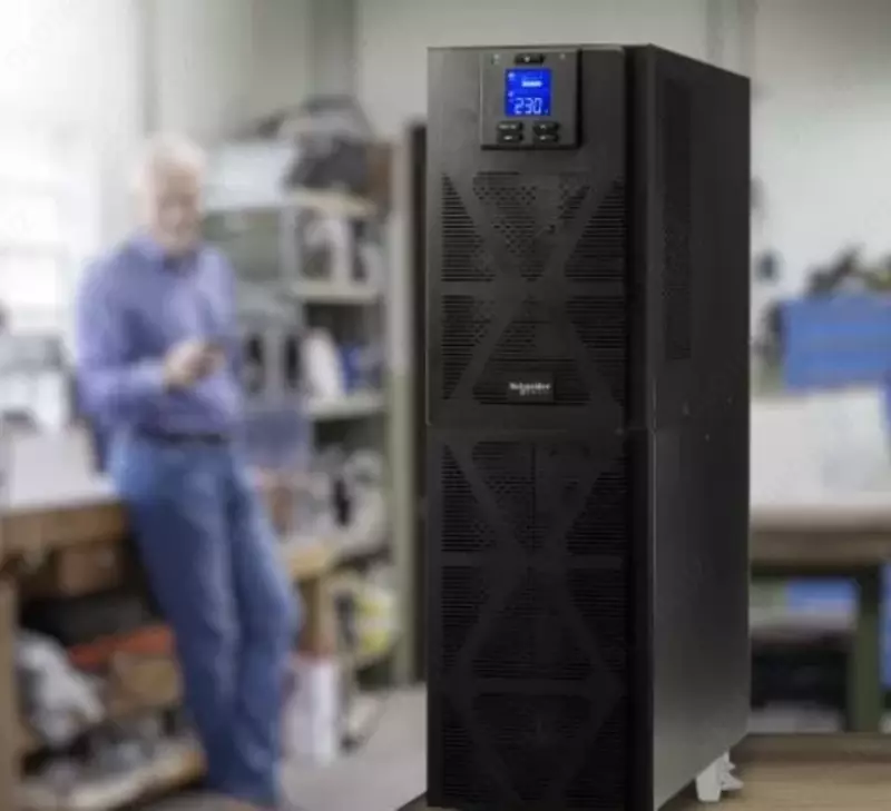   Источник бесперебойного питания Schneider Electric Easy UPS SRVS6KI