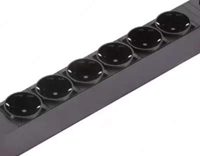  Распределитель питания APC EPDU1010B-SCH Только в розницу