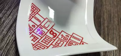 с блюдцем для десерта