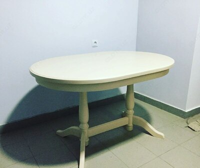 Кухонный стол