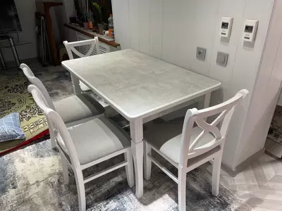 Цена по запросу Комплект: стол и 6 стульев (не раскладной стол)