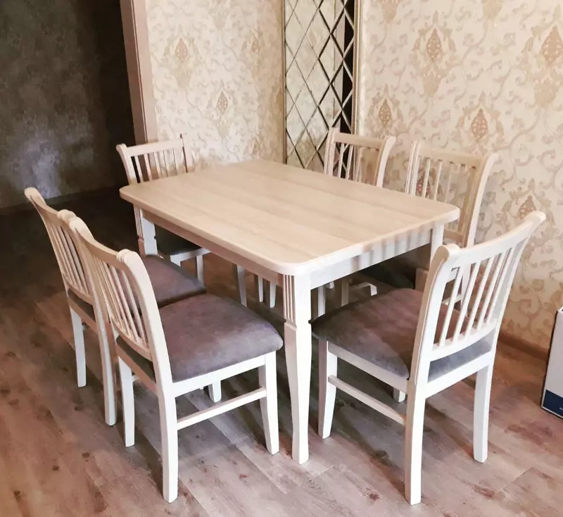 Комплект: раскладной стол и 6 стульев