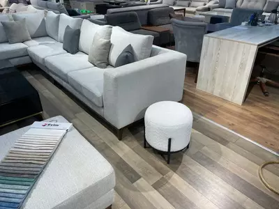 Metall karkasli/yog‘och karkasli yumshoq puflar