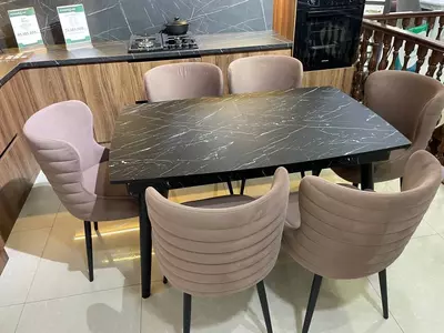 Стол гостинный