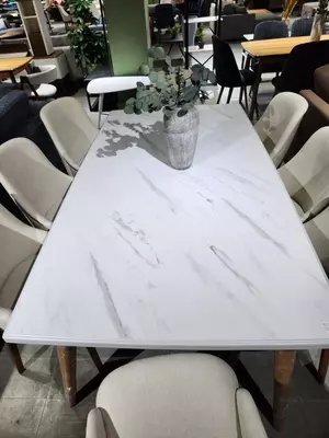 Mehmonlar stoli OOO"SEGAMA MEBEL"