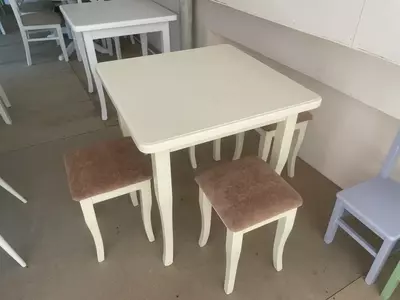 Стол квадратный - Цена по запросу