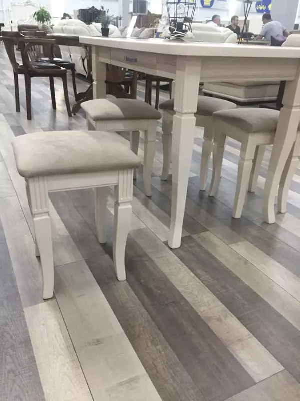 Комплект: Стол + 4 табурета Только в розницу