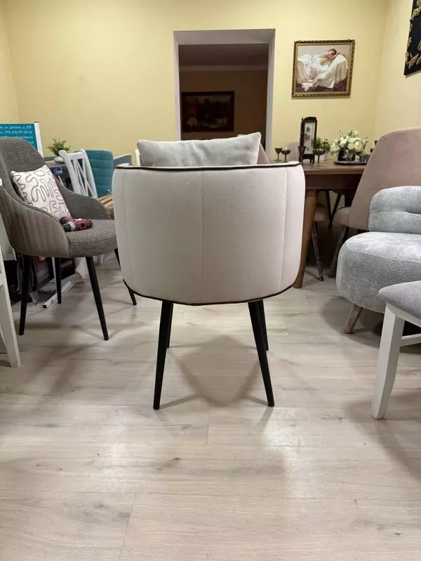 по запросу Серый мягкий стул для кухни