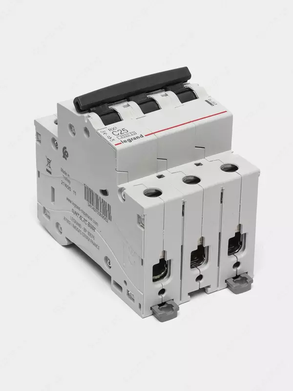  Автоматический выключатель RX³ 4500 - 3П - 400 В~ - 25 А - 3 модуля - 