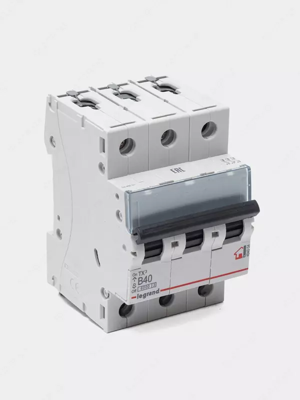 Ochirish toxtatuvchisi TX³ 6000 - 6 kA - xarakterli turdagi B - 3P - 400 V~ - 40 A - 3 modul