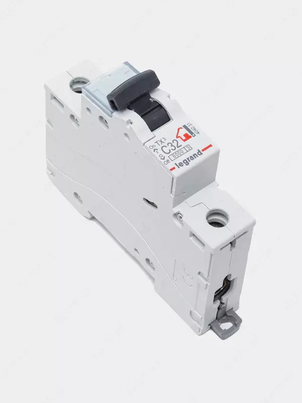  Автоматический выключатель TX³ 6000 - 6 кА - тип характеристики C - 1П - 230/400 В~ - 32 А - 1 модуль - 