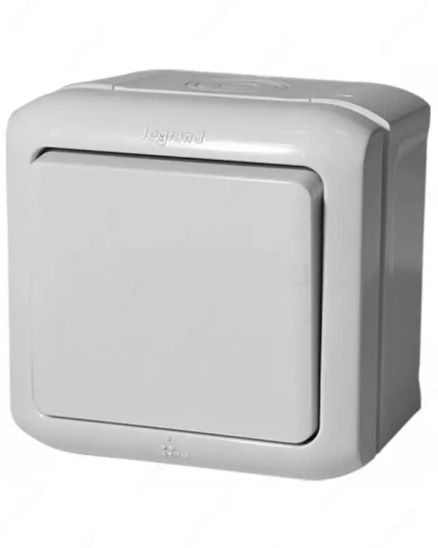 Kommutator 10A 1kl IP44 KUZI - 56 200 so'm