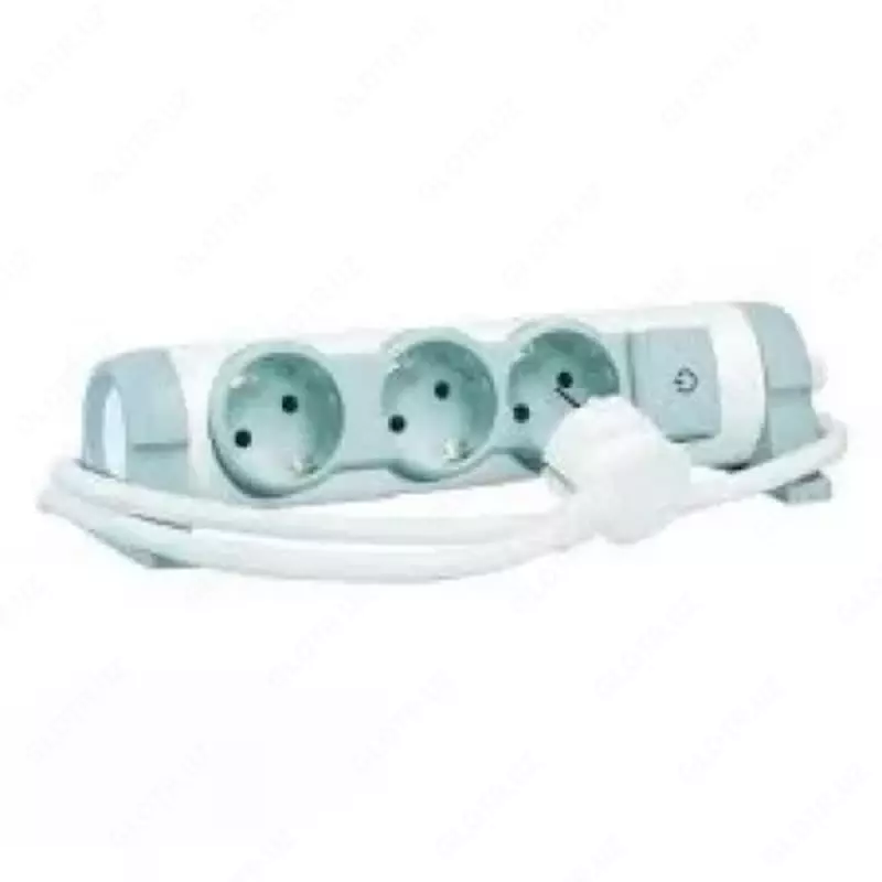 Многорозеточный блок Комфорт 3 x 2К+З - с кабелем длиной 1 5 м