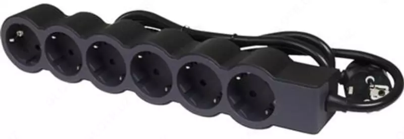 Удлинитель Legrand Стандарт 6х2К+3 розеток 16А с кабелем 3м черный