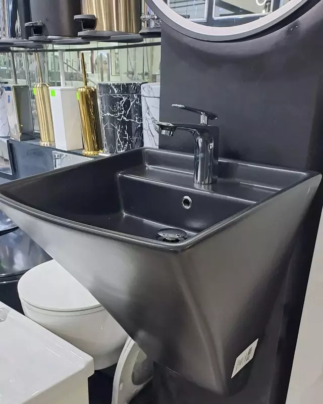 11 912 380 so'm Подвесная раковина с зеркалом+смеситель