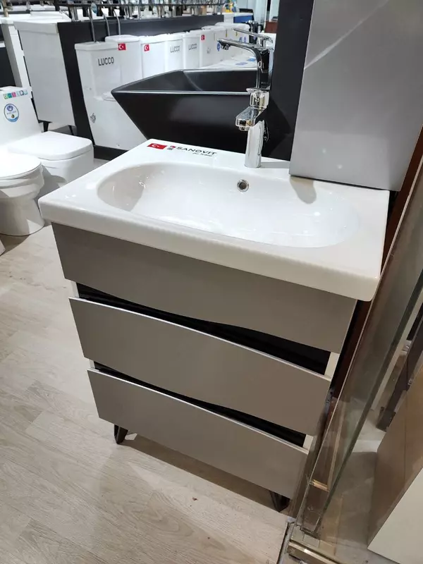 Умывальник с тумбой