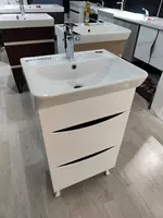Умывальник с тумбой