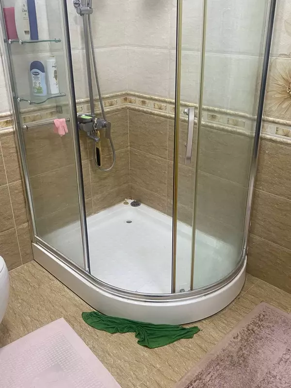 Assimetrik dush idishni 80x110 - {0} so'mdan