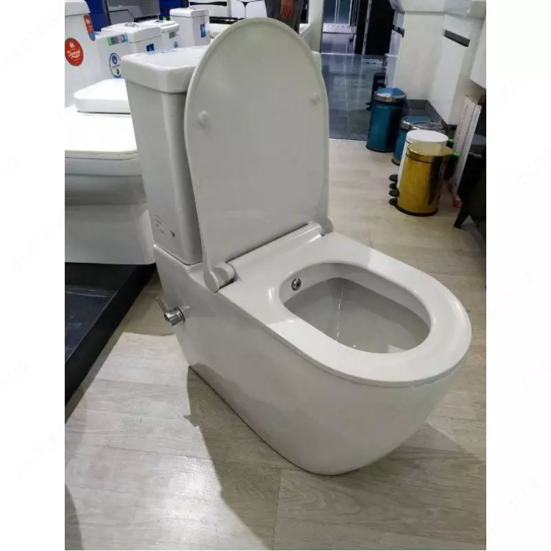 Унитаз LUCCO - 4 579 885.4 сум