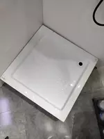 Душевой поддон квадратный 100х100