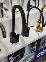 Смеситель для раковины