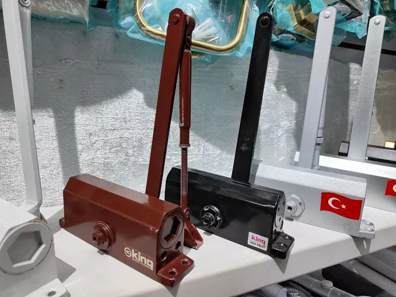 601 080.5 so'm Дверные доводчики 120кг