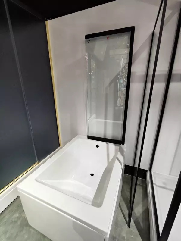 Душевое ограждение MYGUESS (BQ 1422) 100 H140 - 3 005 402.5 сум