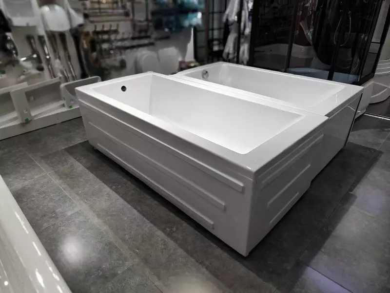   Ванна акриловая 180/80