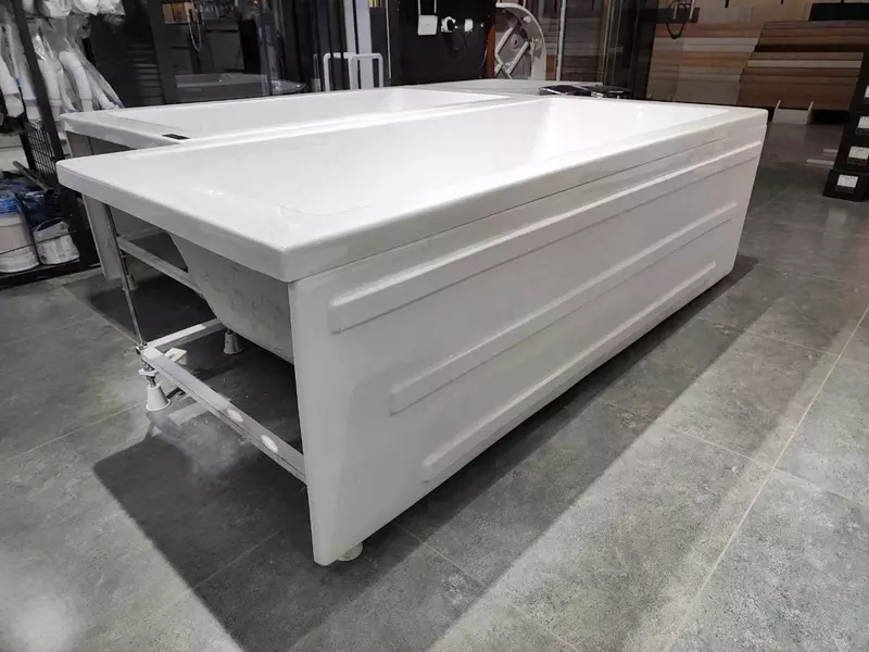 Ванна акриловая 180/80