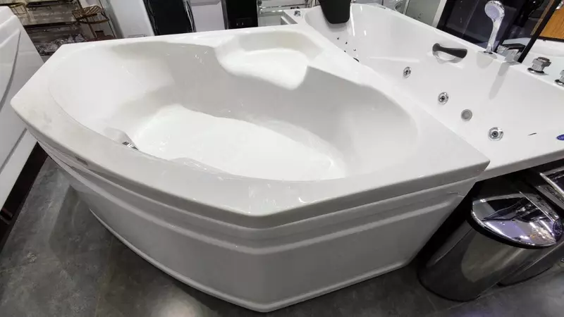   Турецкая ванна акриловая FORMINA BANYO 130/130