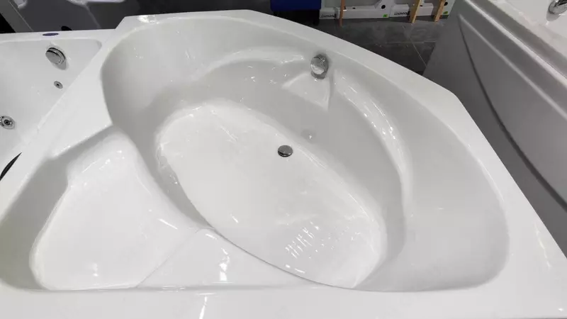  Турецкая ванна акриловая FORMINA BANYO 130/130 Только в розницу