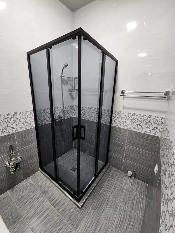 Душевая кабина MYGUESS Турция 100/100 - 3 750 000 сум