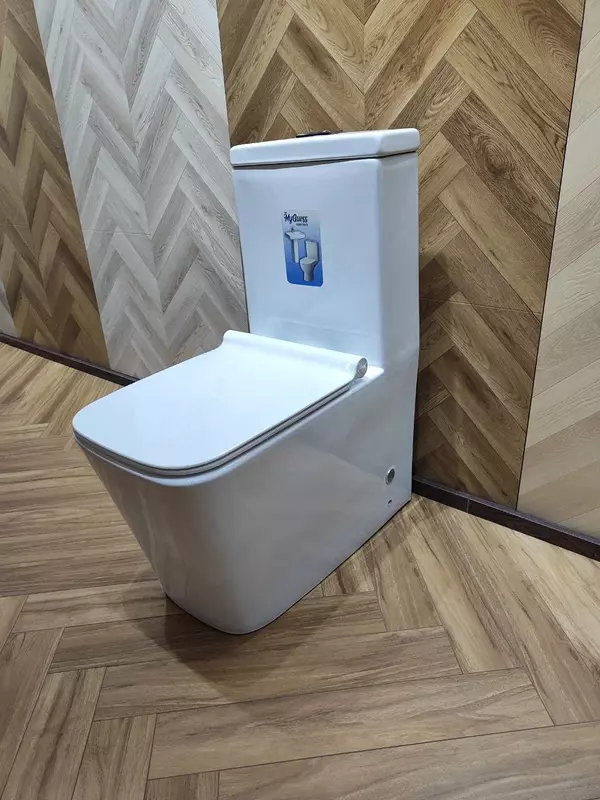 Унитаз литой MYGUESS 19003 - 1 935 668.8 сум