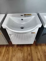 Раковина с тумбой. Азербайджан. 55см