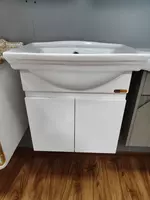 Раковина с тумбой. Азербайджан. 55см