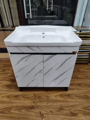 Раковина с тумбой. Азербайджан. 80см