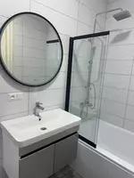 Стеклянное ограждение на ванну BQ1222 100см Н140