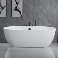 одна стоящая ванна