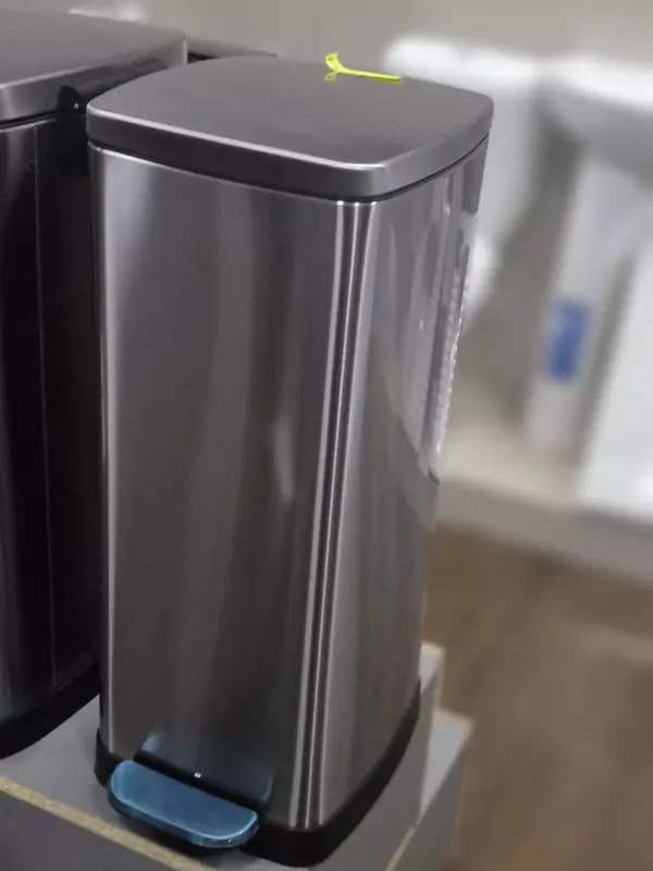 урна для мусора - 1 326 575.8 so'm