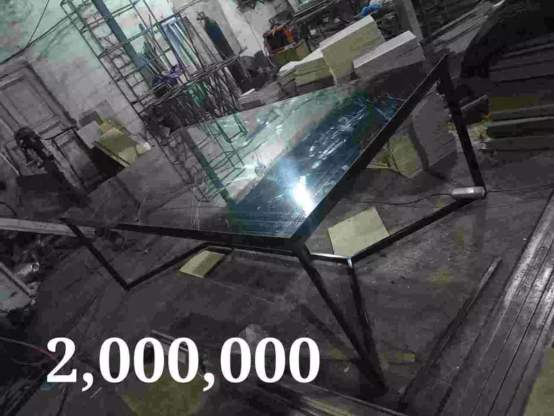 Стол для гостиной