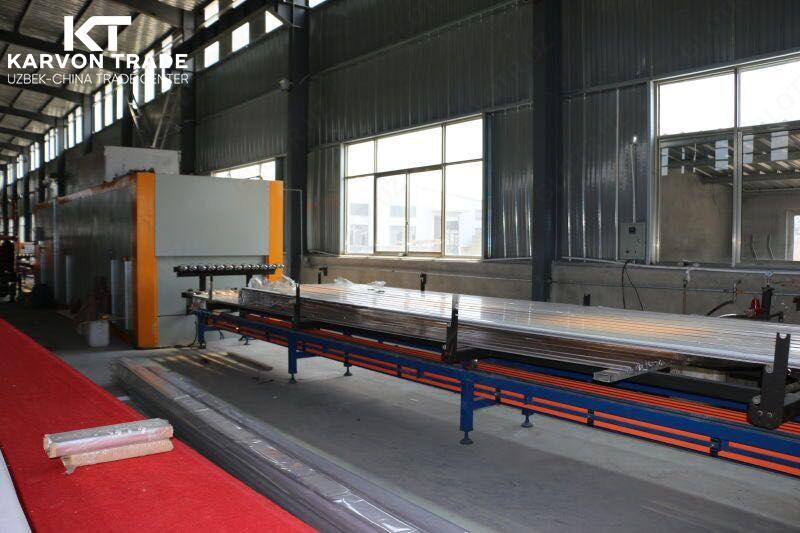  Deraza va eshiklar uchun alyuminiy profillarni ishlab chiqarish liniyasi Chakana savdo