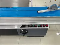   Распиловочный станок