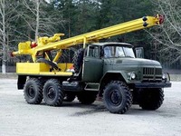 Буровая установка УРБ 2А2 на шасси Зил 131 (буровая машина)