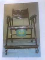 Кресло с судном