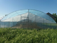 УКРЫВНОЙ МАТЕРИАЛ ОТ СОЛНЕЧНЫХ ЛУЧЕЙ И ЗАМОРОЗКОВ ДЛЯ РАСТЕНИЙ - {0} so'mdan