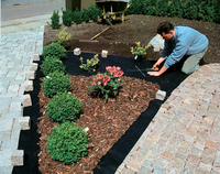 Спанбонд (укрывной материал) для цветника (мульча)