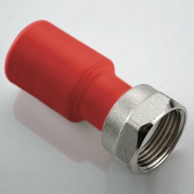 Муфта ПП с накидной гайкой D20 3/4"